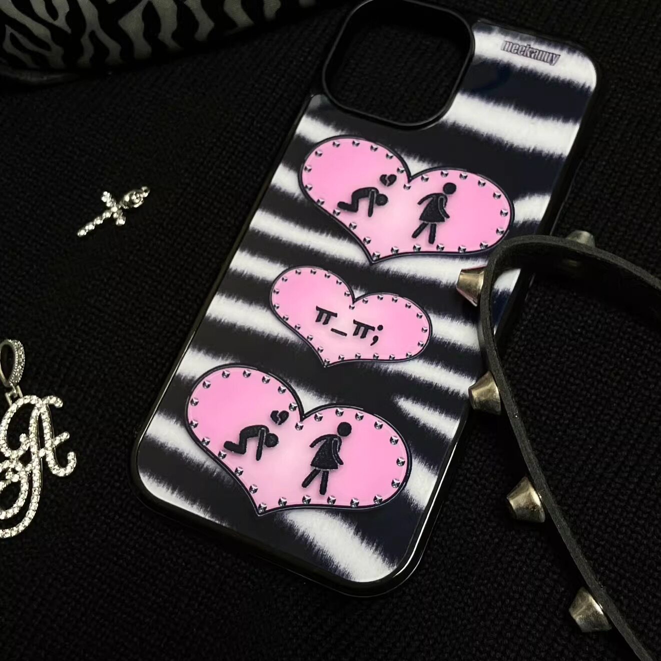 Niche Personality Ins Black an - огляд і ціна Phone Cases Custom